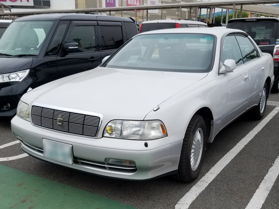 Toyota crown 140 кузов